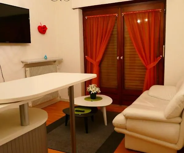 Apartmán Agreable 2 Pieces A Avec Garage Ferme - Check In Autonome Forbach